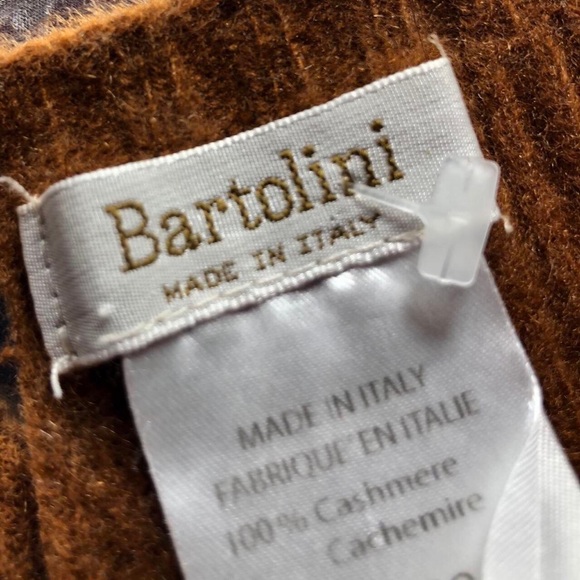 Burnt Orange Cashmere Cropped Bralet - Picture 4 of 4